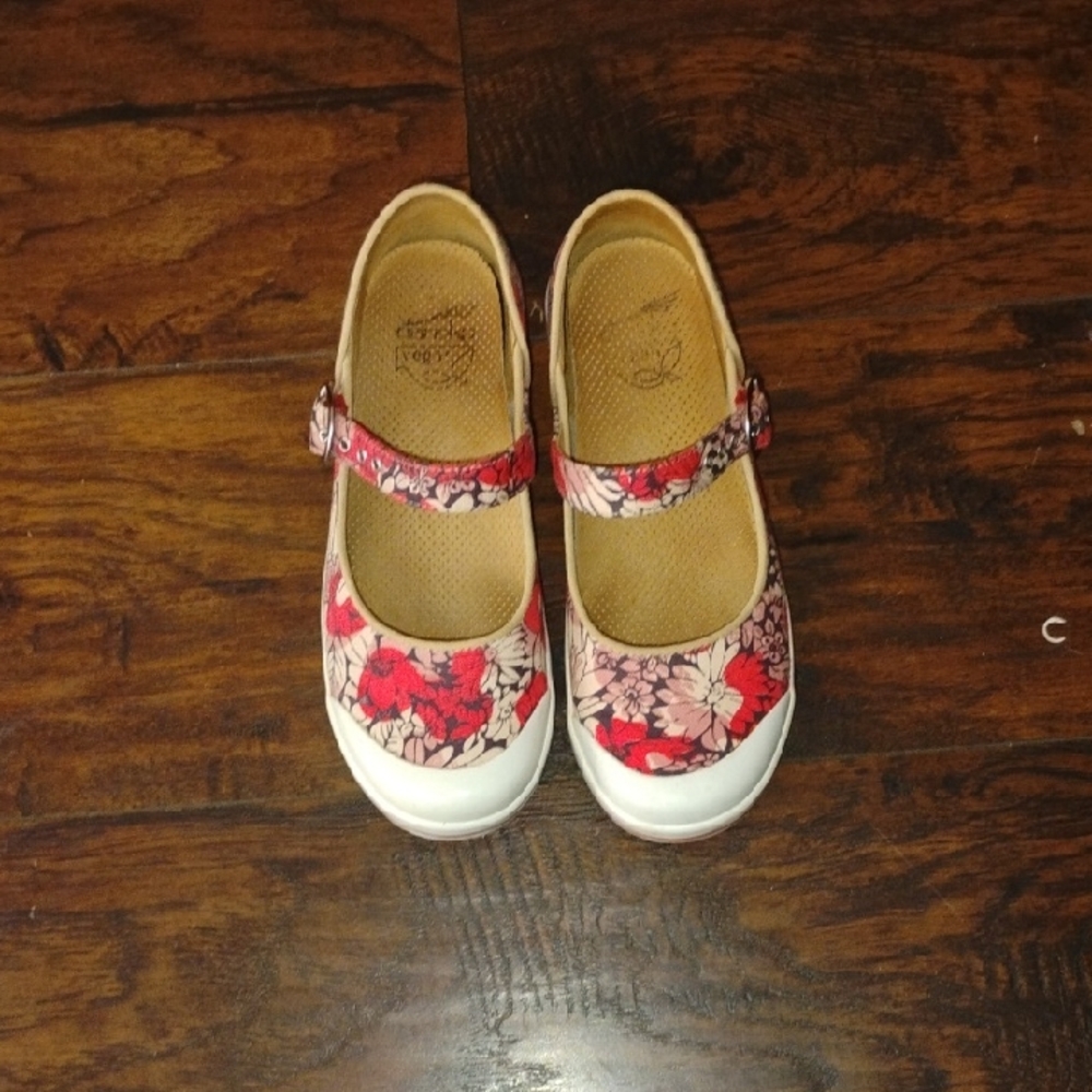 Floral Kids Shoes with Red and White Accents